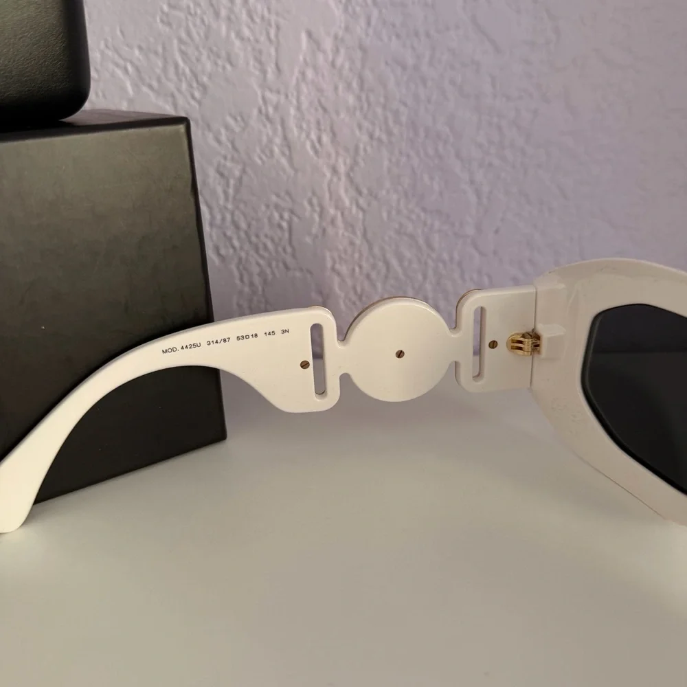 New! Versace White Sunglasses Mod.4425U 314/87, Authentic